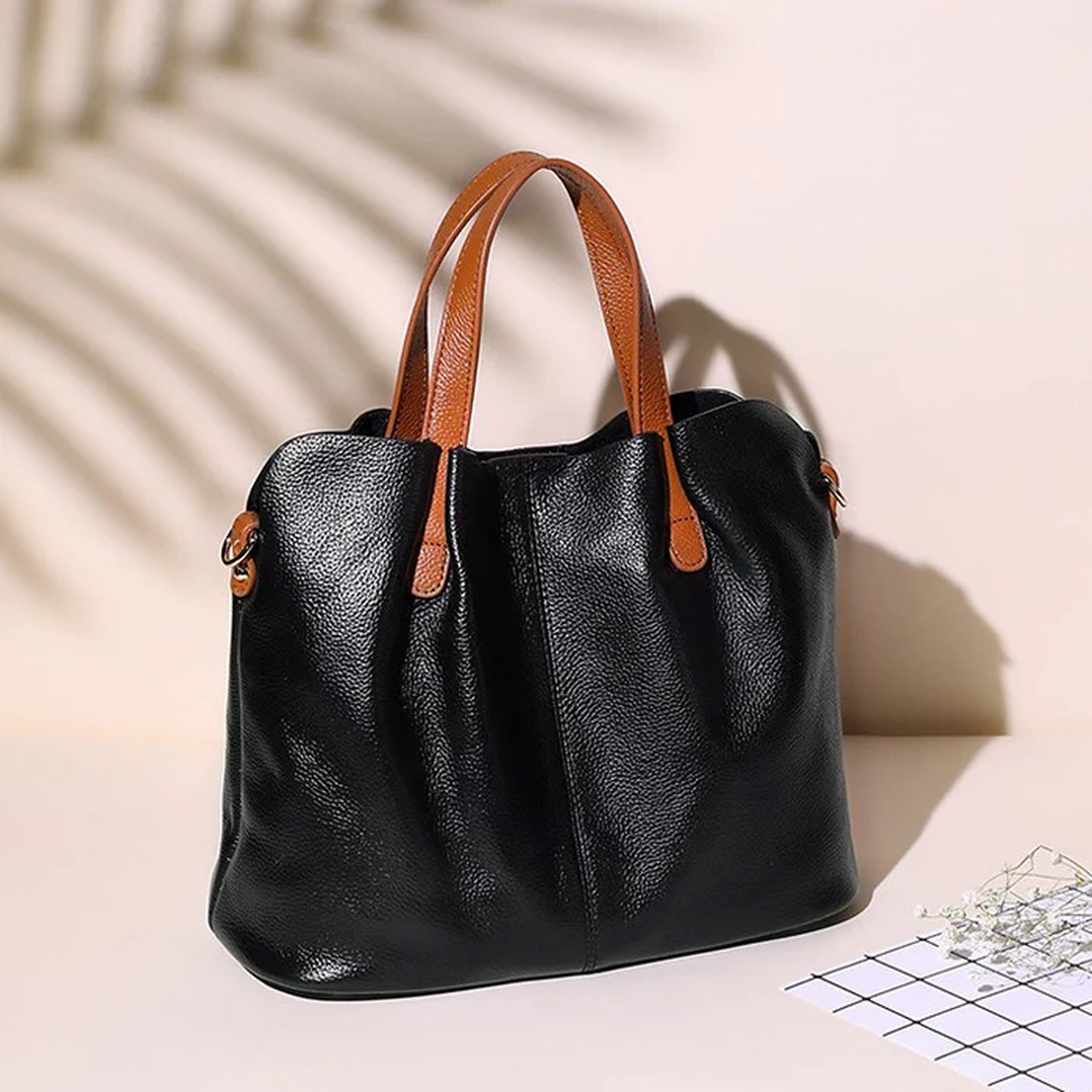VERANO HILL Ollie Medium Tote Bag
